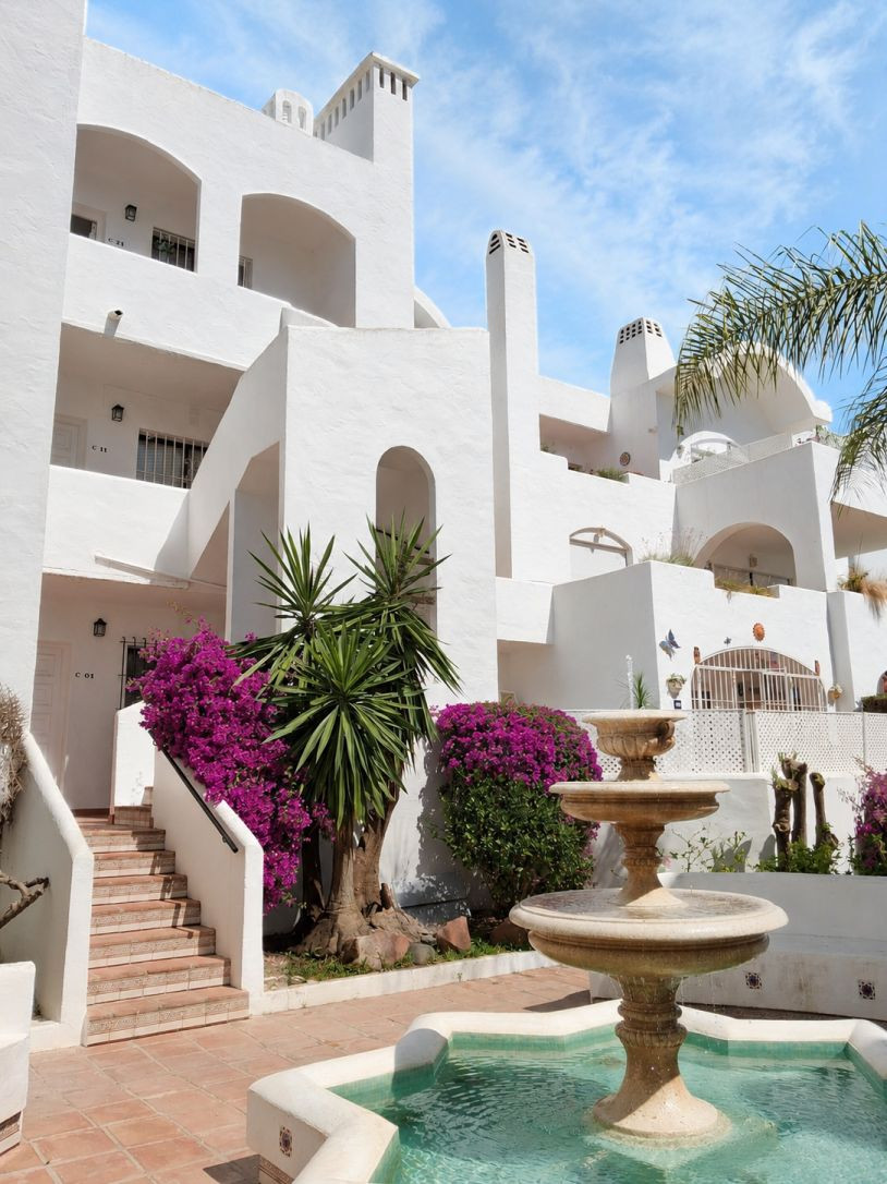 3 Bed Apartment for sale in Estepona Costa Del Sol, Málaga, Spain