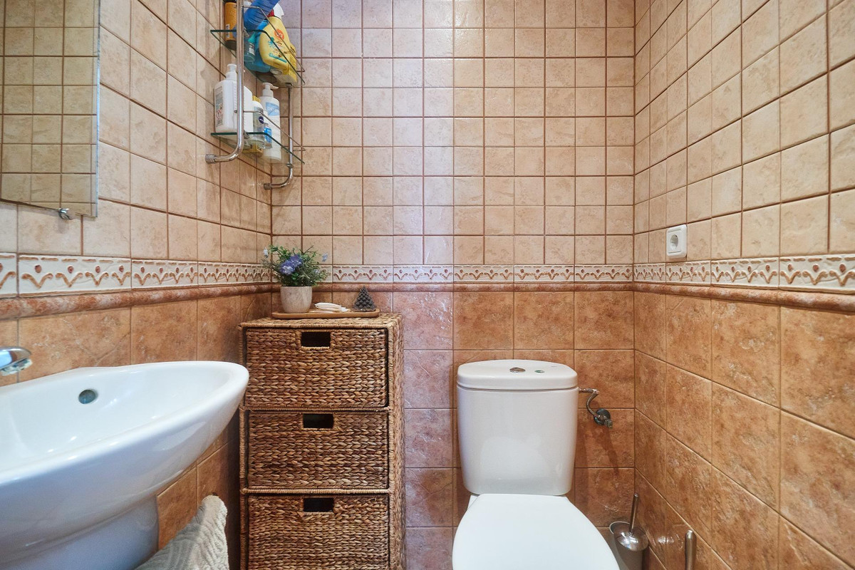 4 Bed Townhouse for sale in Fuengirola Costa Del Sol, Málaga, Spain