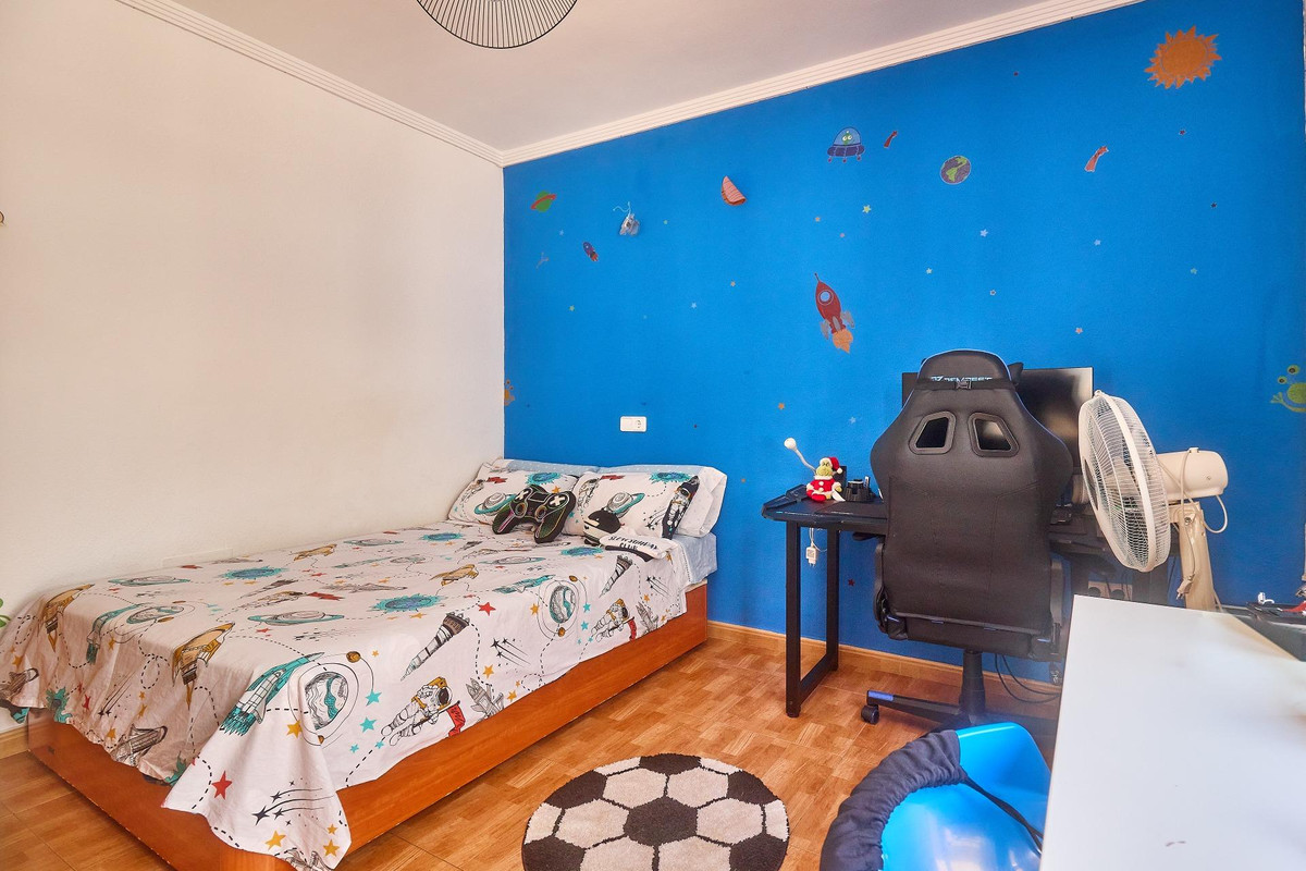 4 Bed Townhouse for sale in Fuengirola Costa Del Sol, Málaga, Spain