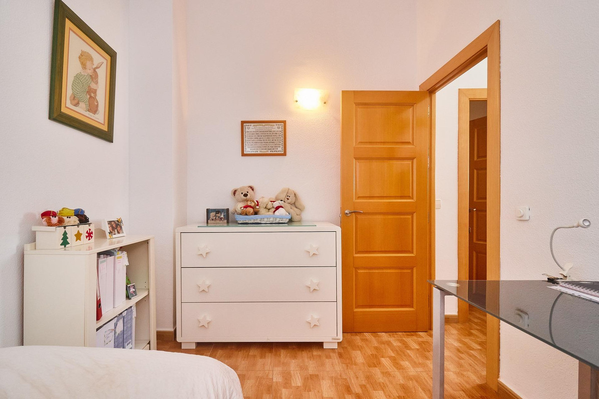 4 Bed Townhouse for sale in Fuengirola Costa Del Sol, Málaga, Spain