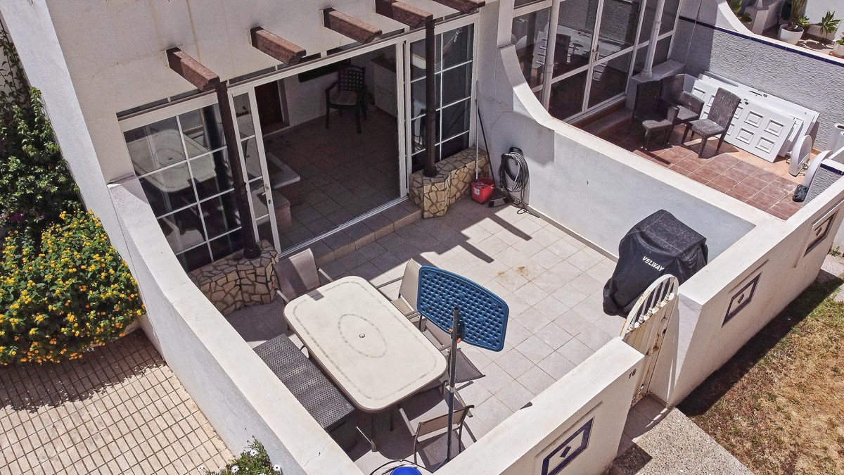 4 Bed Townhouse for sale in Fuengirola Costa Del Sol, Málaga, Spain