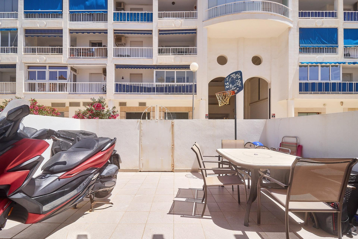 4 Bed Townhouse for sale in Fuengirola Costa Del Sol, Málaga, Spain