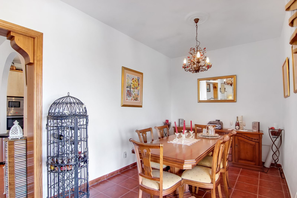 Se vende Finca - Cortijo de 3 dormitorios en Costa Del Sol, Málaga, España