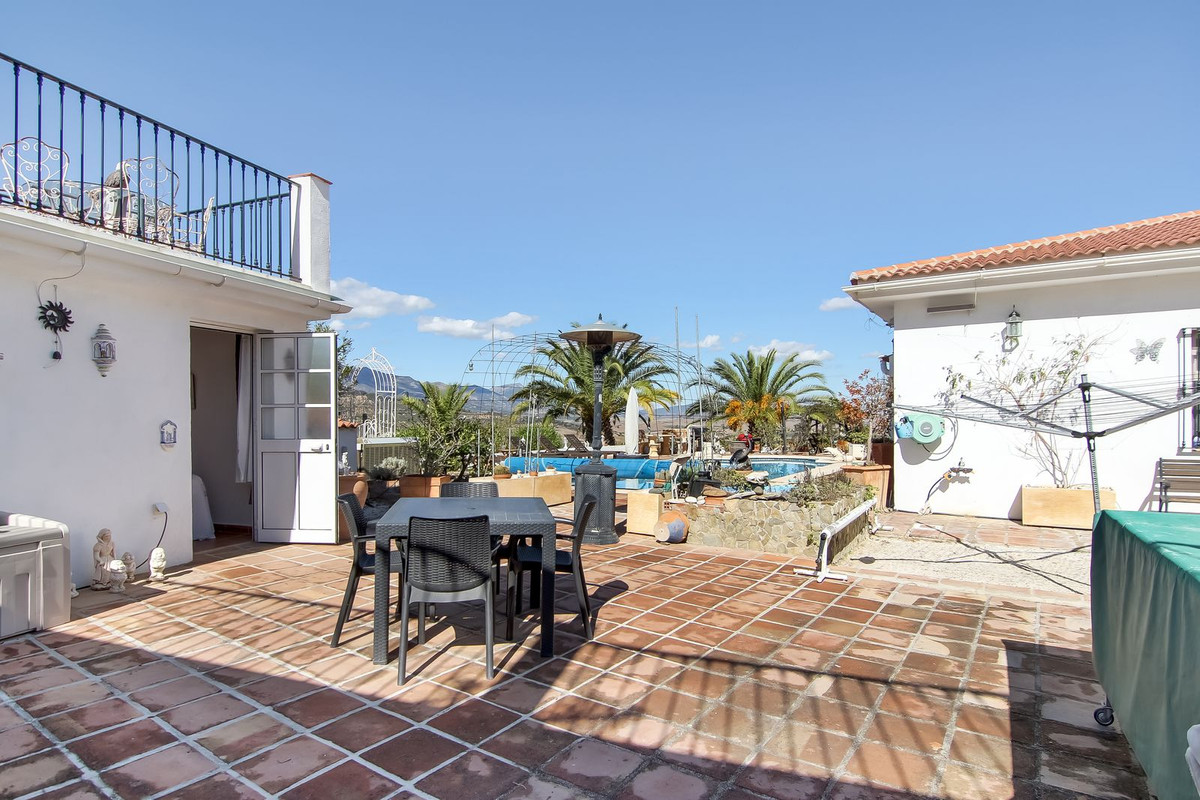 Se vende Finca - Cortijo de 3 dormitorios en Costa Del Sol, Málaga, España