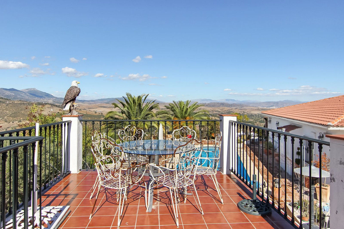 Se vende Finca - Cortijo de 3 dormitorios en Costa Del Sol, Málaga, España
