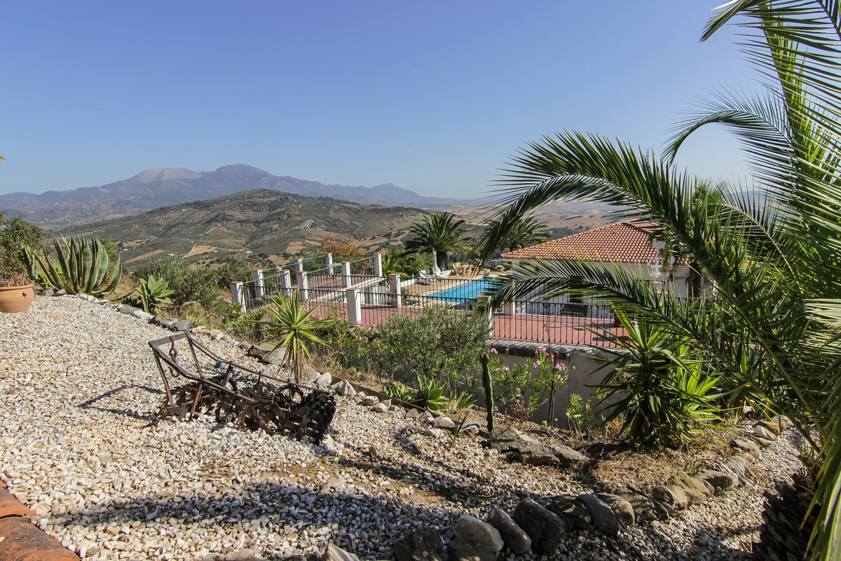 Se vende Finca - Cortijo de 3 dormitorios en Costa Del Sol, Málaga, España