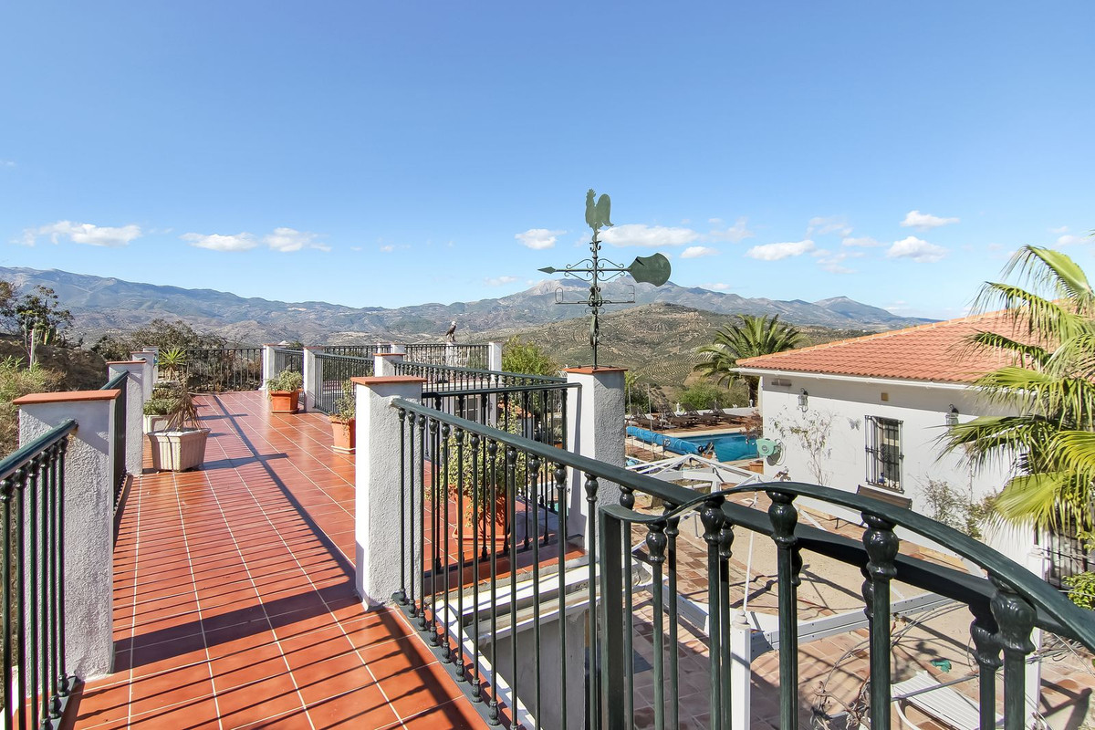 Se vende Finca - Cortijo de 3 dormitorios en Costa Del Sol, Málaga, España