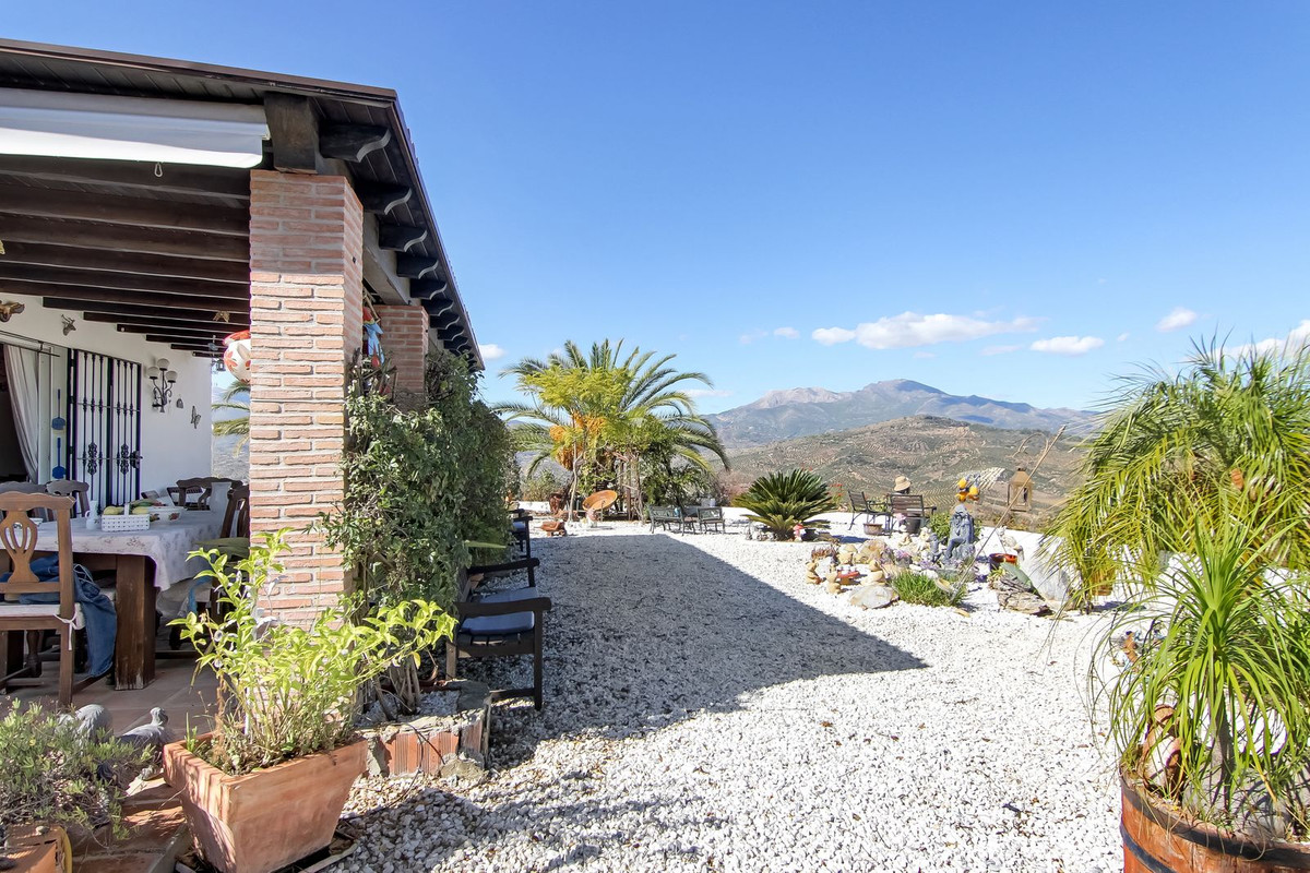 Se vende Finca - Cortijo de 3 dormitorios en Costa Del Sol, Málaga, España