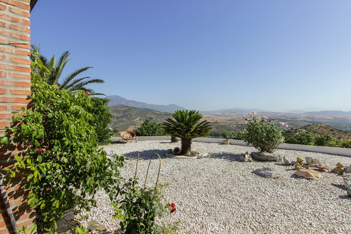 Se vende Finca - Cortijo de 3 dormitorios en Costa Del Sol, Málaga, España
