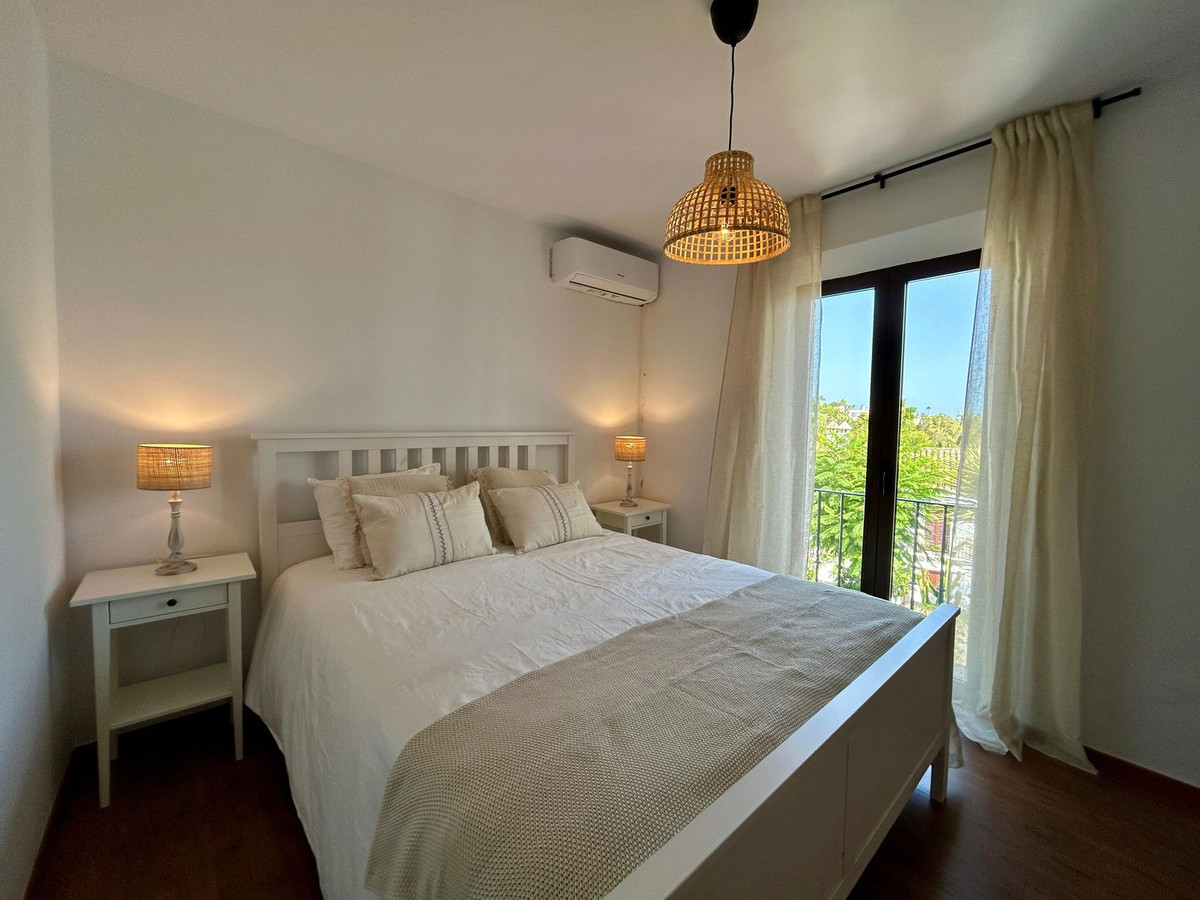 2 Bed Townhouse for sale in Nueva Andalucía Costa Del Sol, Málaga, Spain