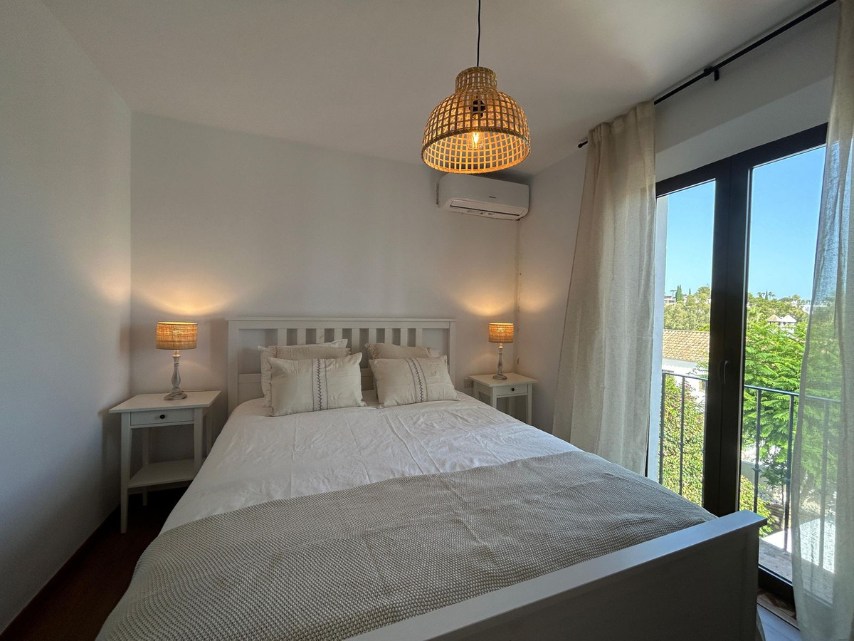 2 Bed Townhouse for sale in Nueva Andalucía Costa Del Sol, Málaga, Spain