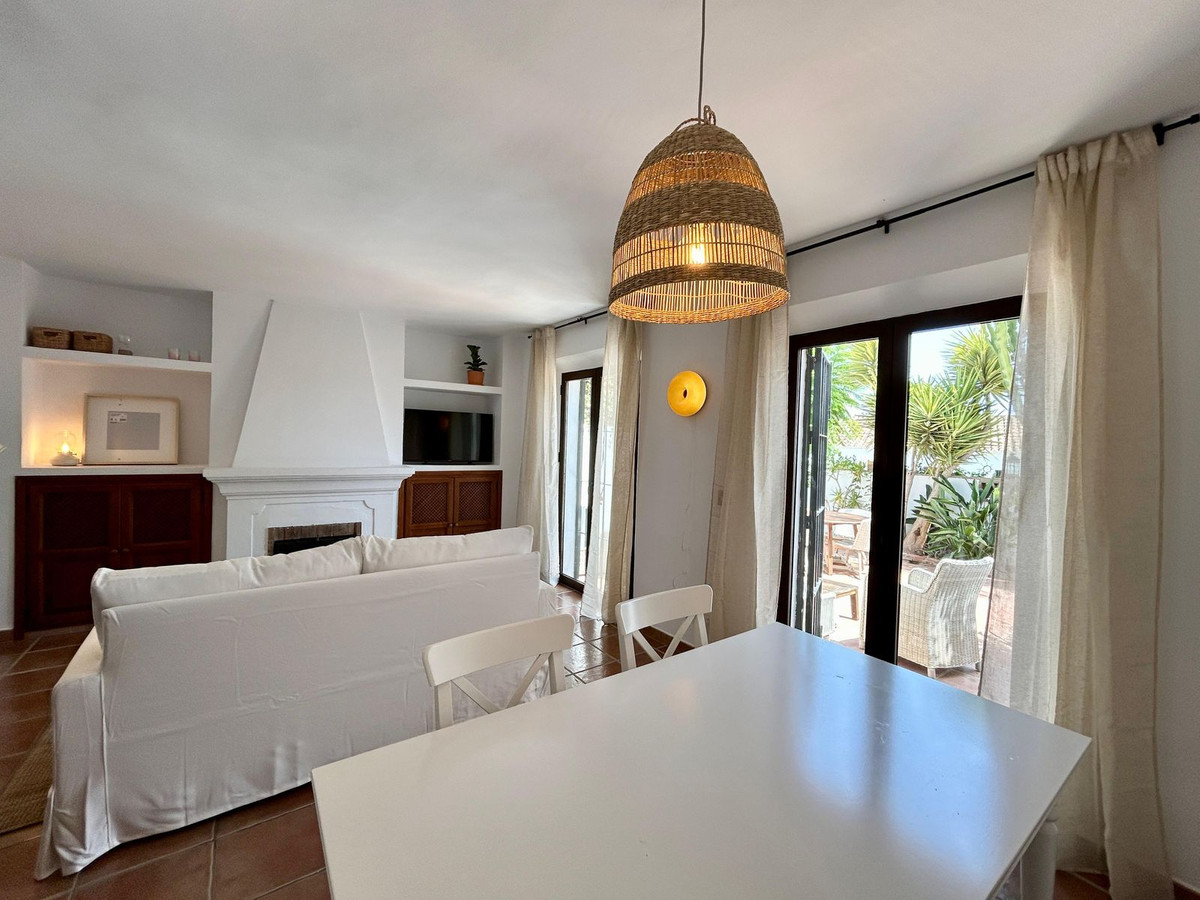 2 Bed Townhouse for sale in Nueva Andalucía Costa Del Sol, Málaga, Spain