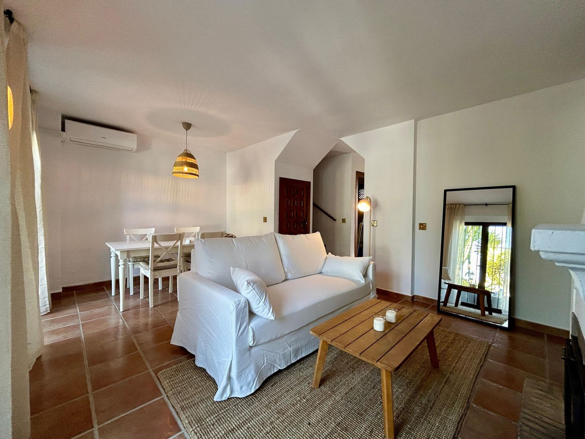 2 Bed Townhouse for sale in Nueva Andalucía Costa Del Sol, Málaga, Spain