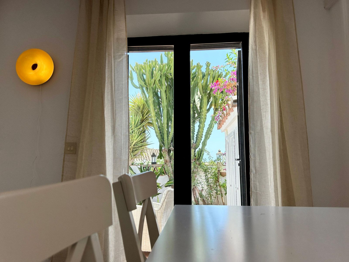 2 Bed Townhouse for sale in Nueva Andalucía Costa Del Sol, Málaga, Spain