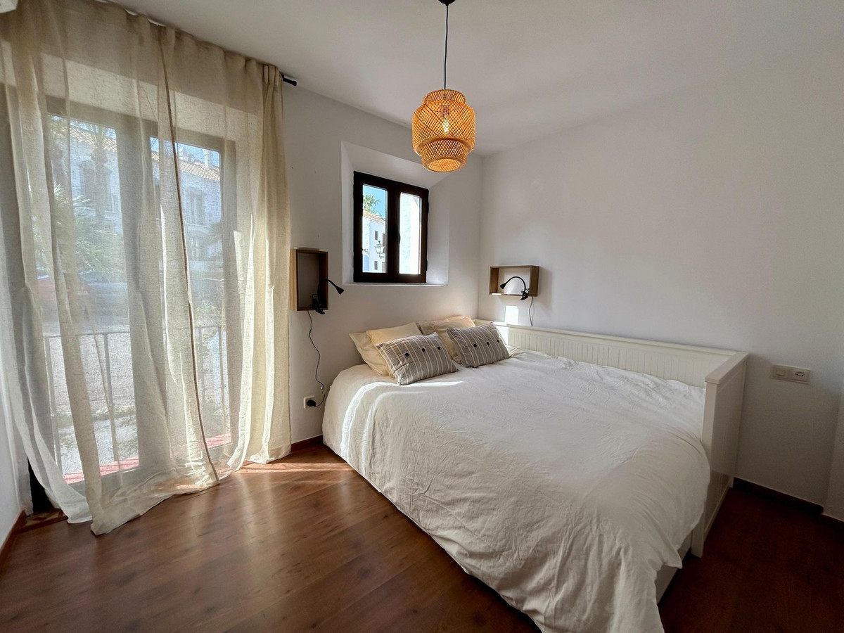 2 Bed Townhouse for sale in Nueva Andalucía Costa Del Sol, Málaga, Spain