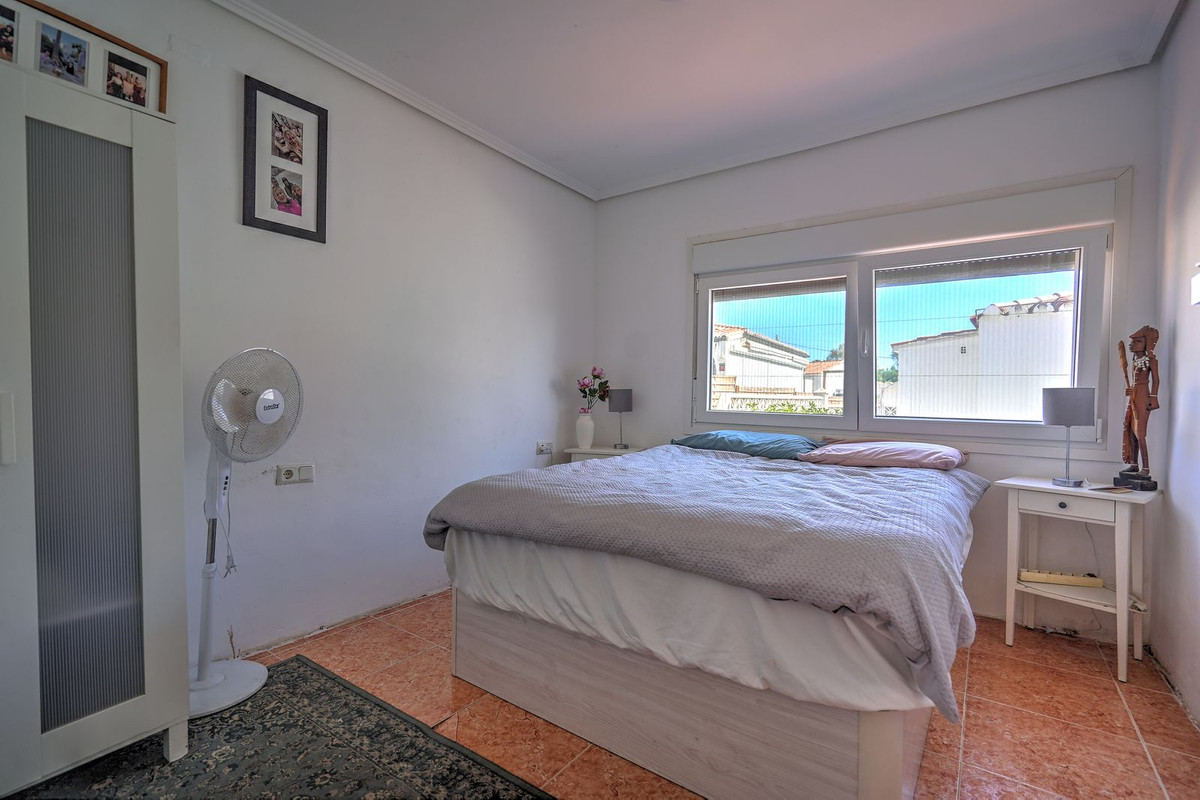 Se vende Villa - Chalet de 2 dormitorios en Costa Del Sol, Málaga, España