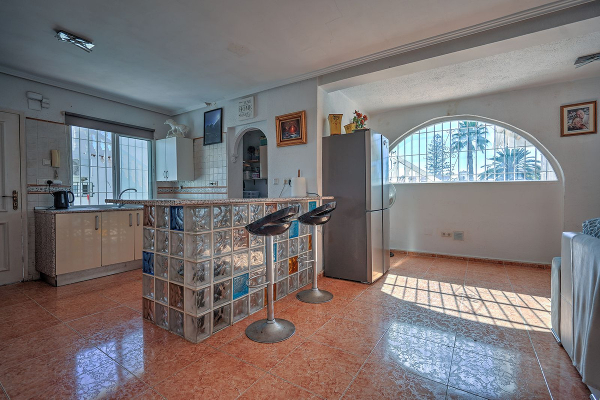 Se vende Villa - Chalet de 2 dormitorios en Costa Del Sol, Málaga, España