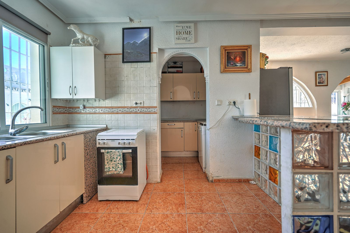 Se vende Villa - Chalet de 2 dormitorios en Costa Del Sol, Málaga, España