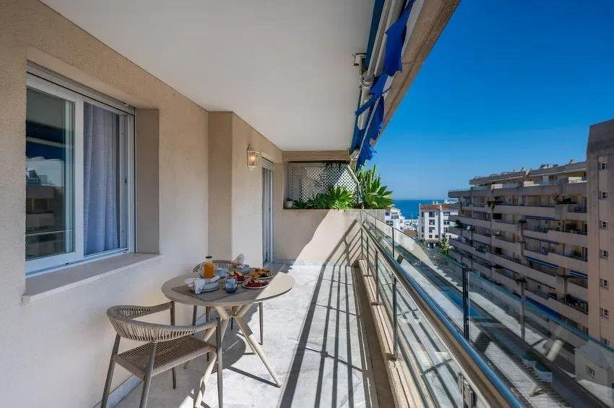 2 Bed Apartment for sale in Puerto Banús Costa Del Sol, Málaga, Spain