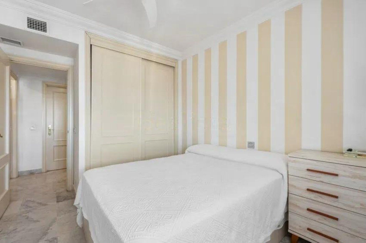 2 Bed Apartment for sale in Puerto Banús Costa Del Sol, Málaga, Spain