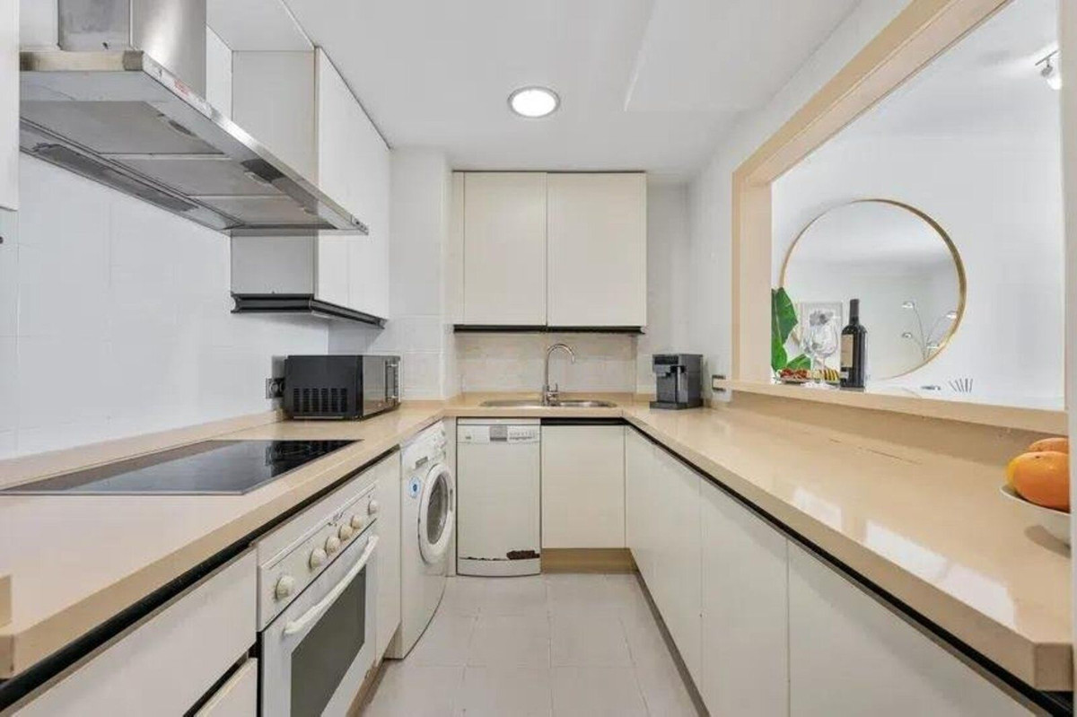 2 Bed Apartment for sale in Puerto Banús Costa Del Sol, Málaga, Spain