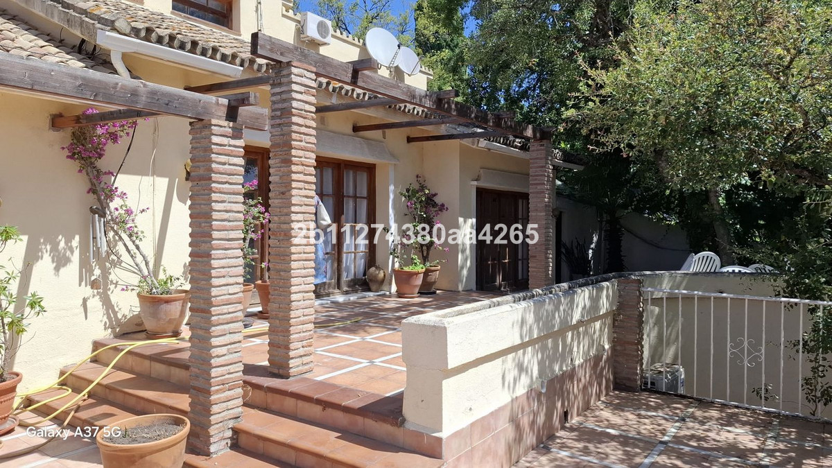 7 Bed Townhouse for sale in El Rosario Costa Del Sol, Málaga, Spain