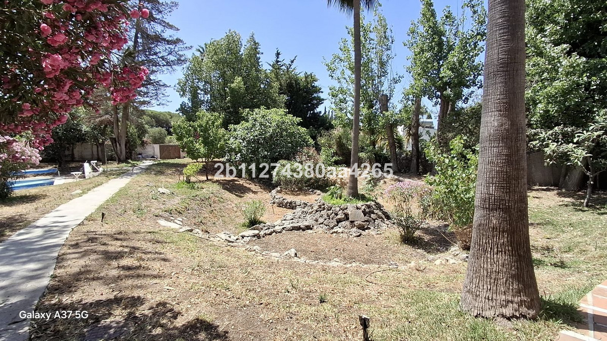 7 Bed Townhouse for sale in El Rosario Costa Del Sol, Málaga, Spain