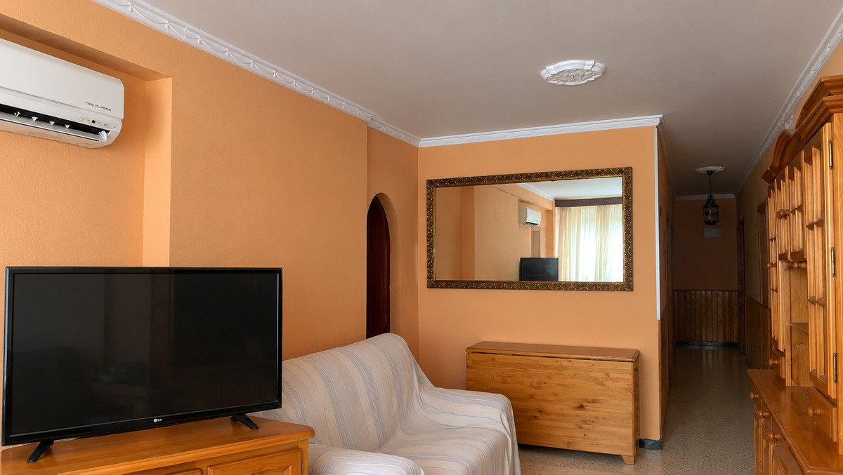 Se vende Apartamento en Planta Última de 3 dormitorios en Costa Del Sol, Málaga, España