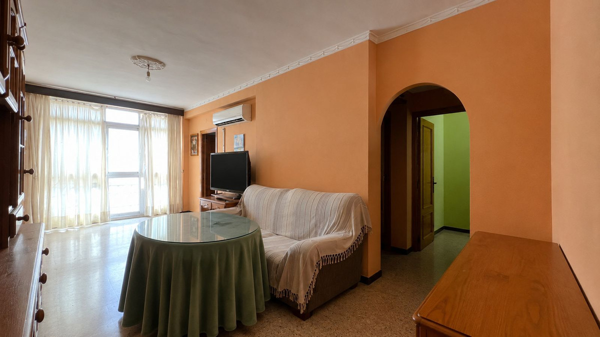 Se vende Apartamento en Planta Última de 3 dormitorios en Costa Del Sol, Málaga, España