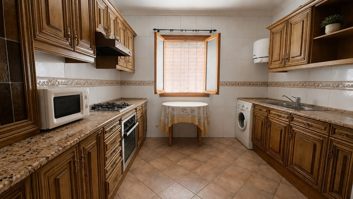 Se vende Apartamento en Planta Última de 3 dormitorios en Costa Del Sol, Málaga, España