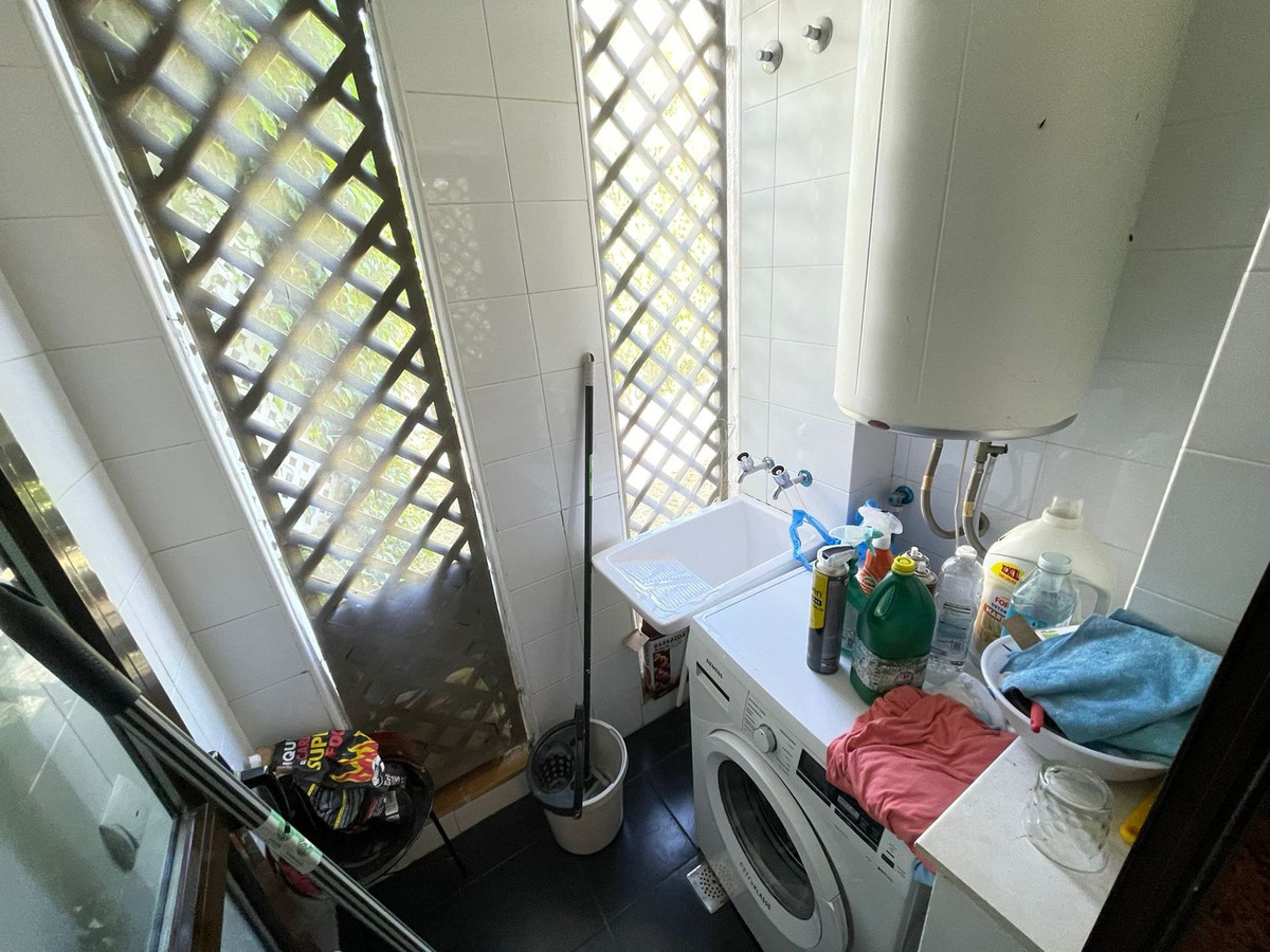 1 Bed Apartment for sale in Selwo Costa Del Sol, Málaga, Spain