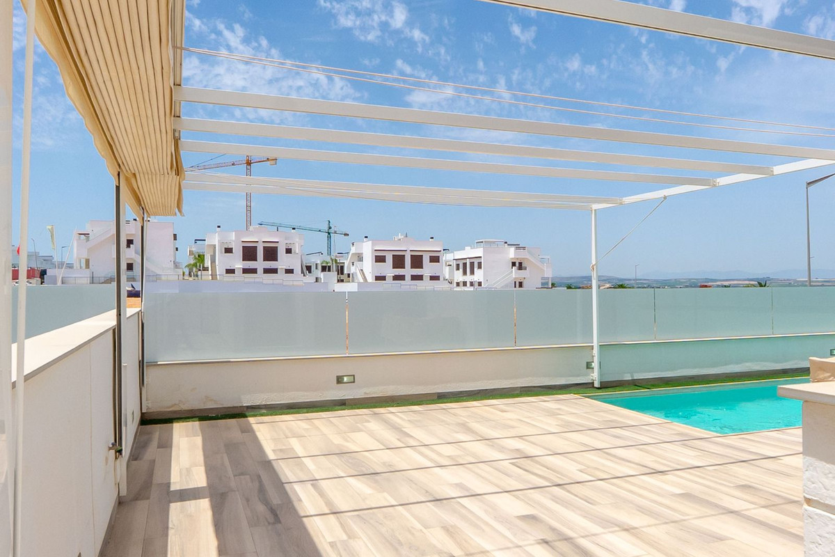 4 Bed Townhouse for sale in Los Balcones Costa Blanca, Alicante, Spain
