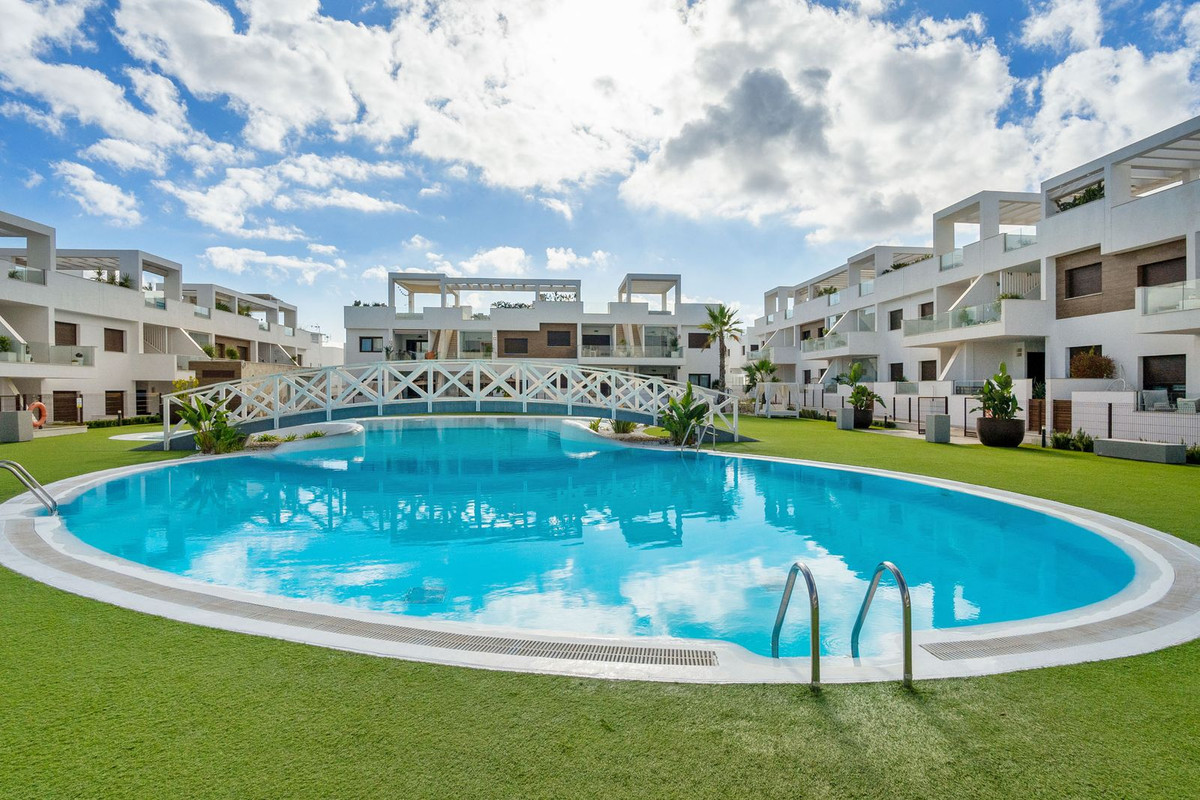 4 Bed Townhouse for sale in Los Balcones Costa Blanca, Alicante, Spain