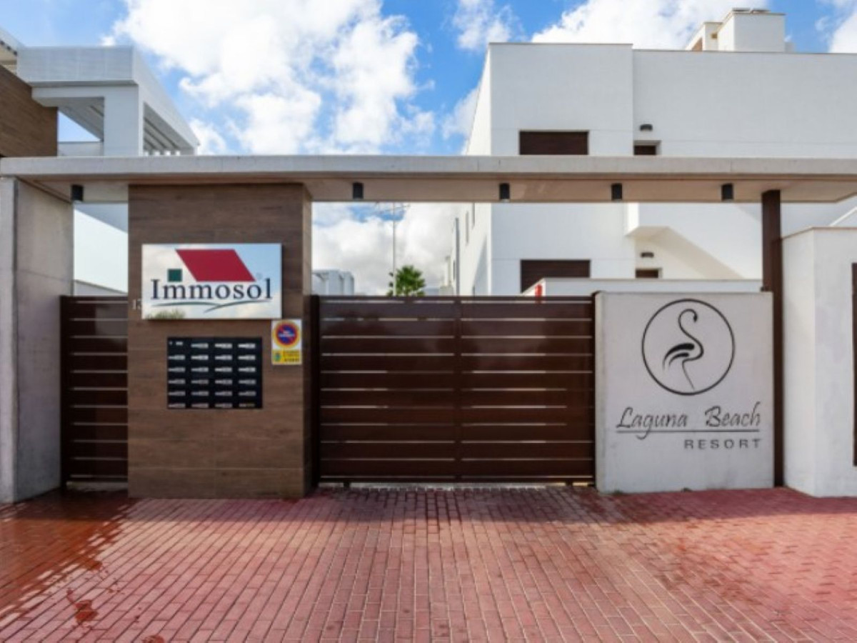 4 Bed Townhouse for sale in Los Balcones Costa Blanca, Alicante, Spain