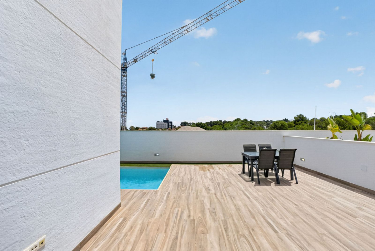 4 Bed Townhouse for sale in Los Balcones Costa Blanca, Alicante, Spain