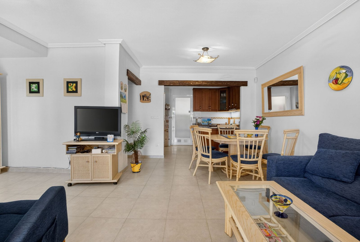 4 Bed Townhouse for sale in Aguas Nuevas Costa Blanca, Alicante, Spain