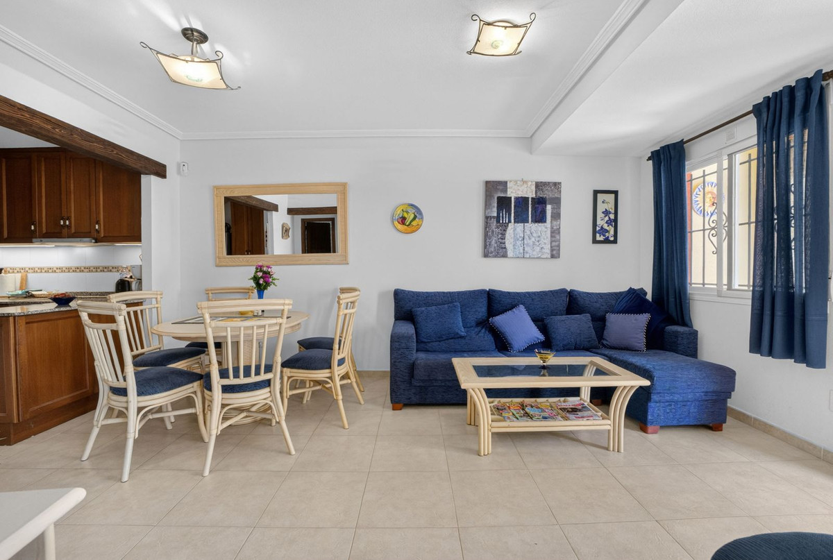 4 Bed Townhouse for sale in Aguas Nuevas Costa Blanca, Alicante, Spain