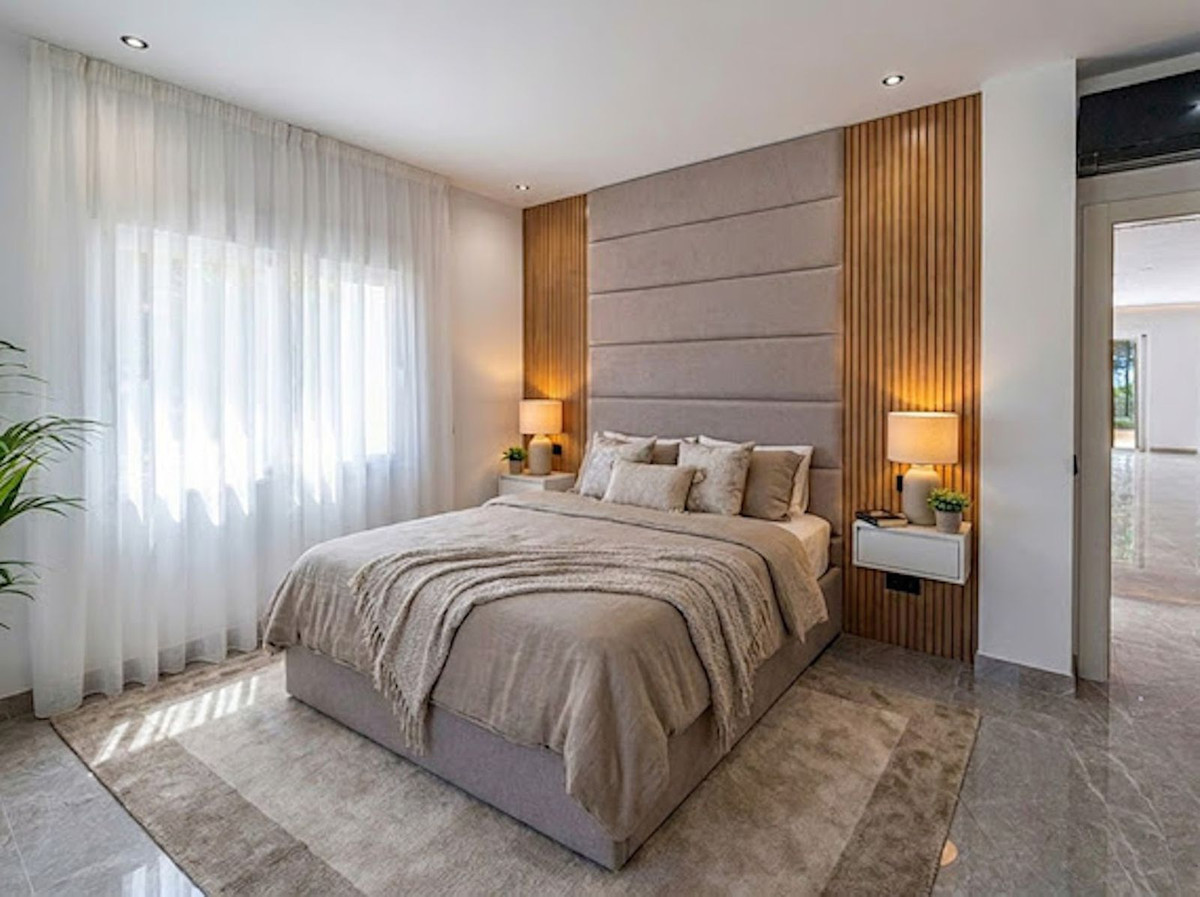 5 Bed Townhouse for sale in El Madroñal Costa Del Sol, Málaga, Spain