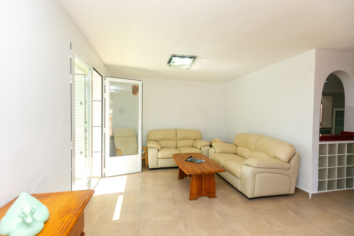 5 Bed Townhouse for sale in Orihuela Costa Costa Blanca, Alicante, Spain
