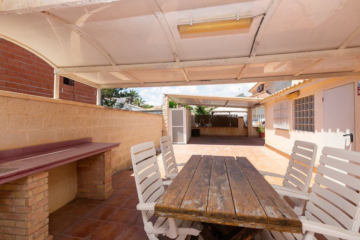 5 Bed Townhouse for sale in Orihuela Costa Costa Blanca, Alicante, Spain
