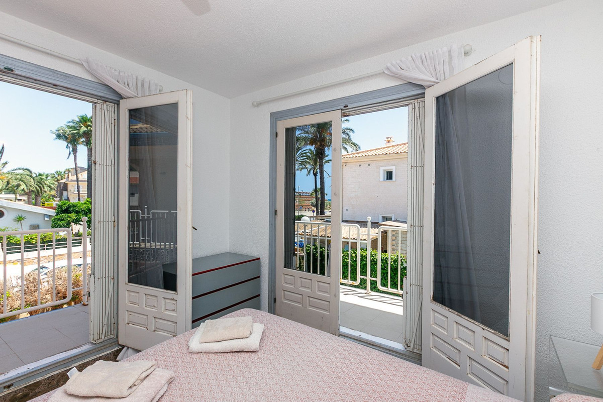 5 Bed Townhouse for sale in Orihuela Costa Costa Blanca, Alicante, Spain