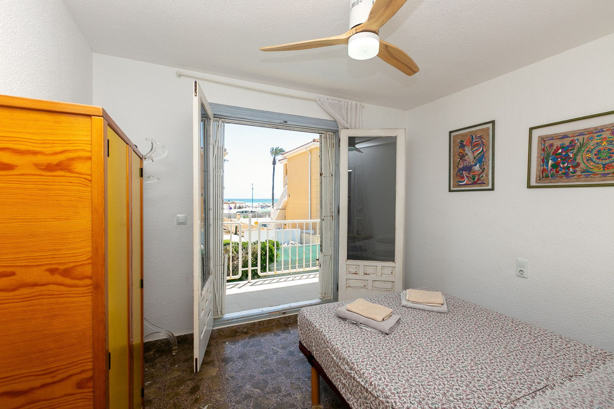5 Bed Townhouse for sale in Orihuela Costa Costa Blanca, Alicante, Spain