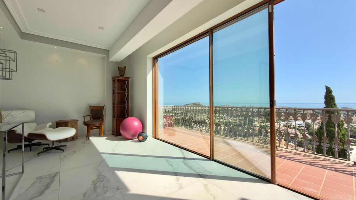 4 Bed Townhouse for sale in Denia Costa Blanca, Alicante, Spain