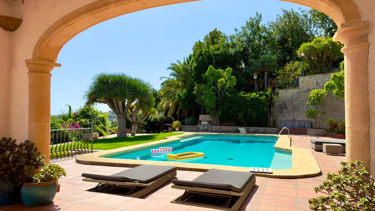 4 Bed Townhouse for sale in Denia Costa Blanca, Alicante, Spain