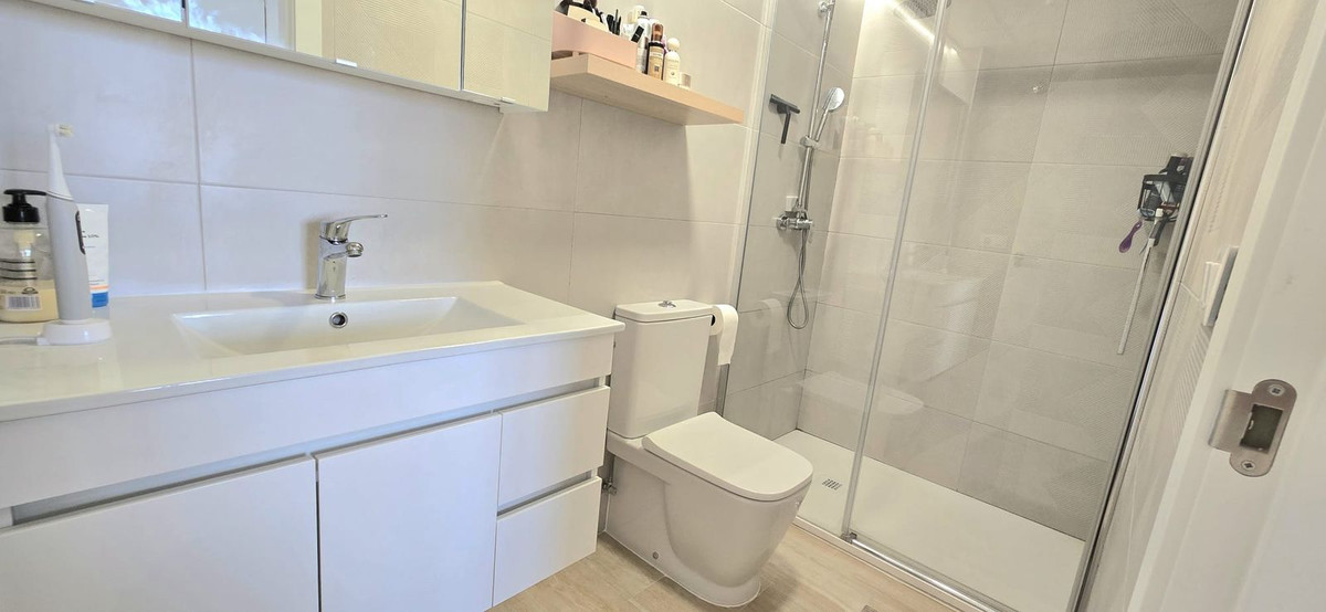 2 Bed Apartment for sale in Orihuela Costa Costa Blanca, Alicante, Spain