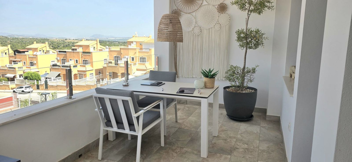 2 Bed Apartment for sale in Orihuela Costa Costa Blanca, Alicante, Spain