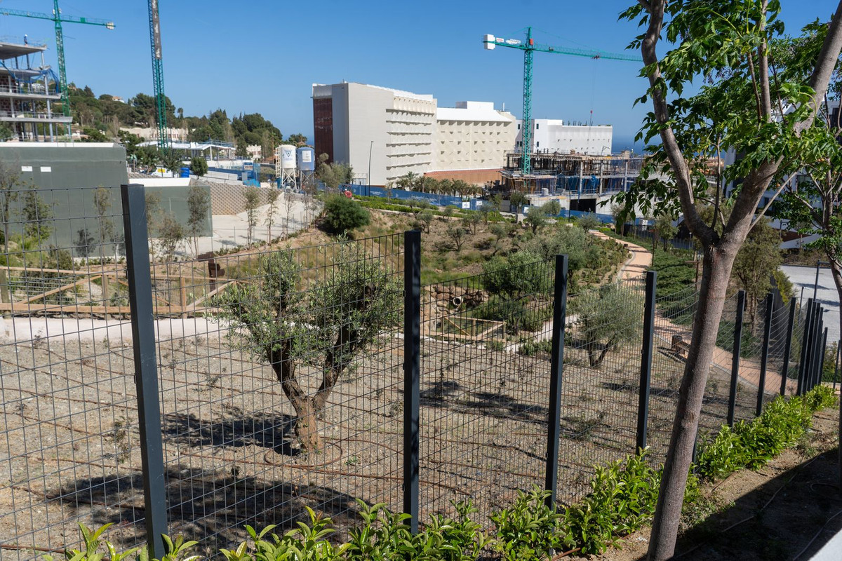 Se vende Apartamento Planta Media de 2 dormitorios en Costa Del Sol, Málaga, España