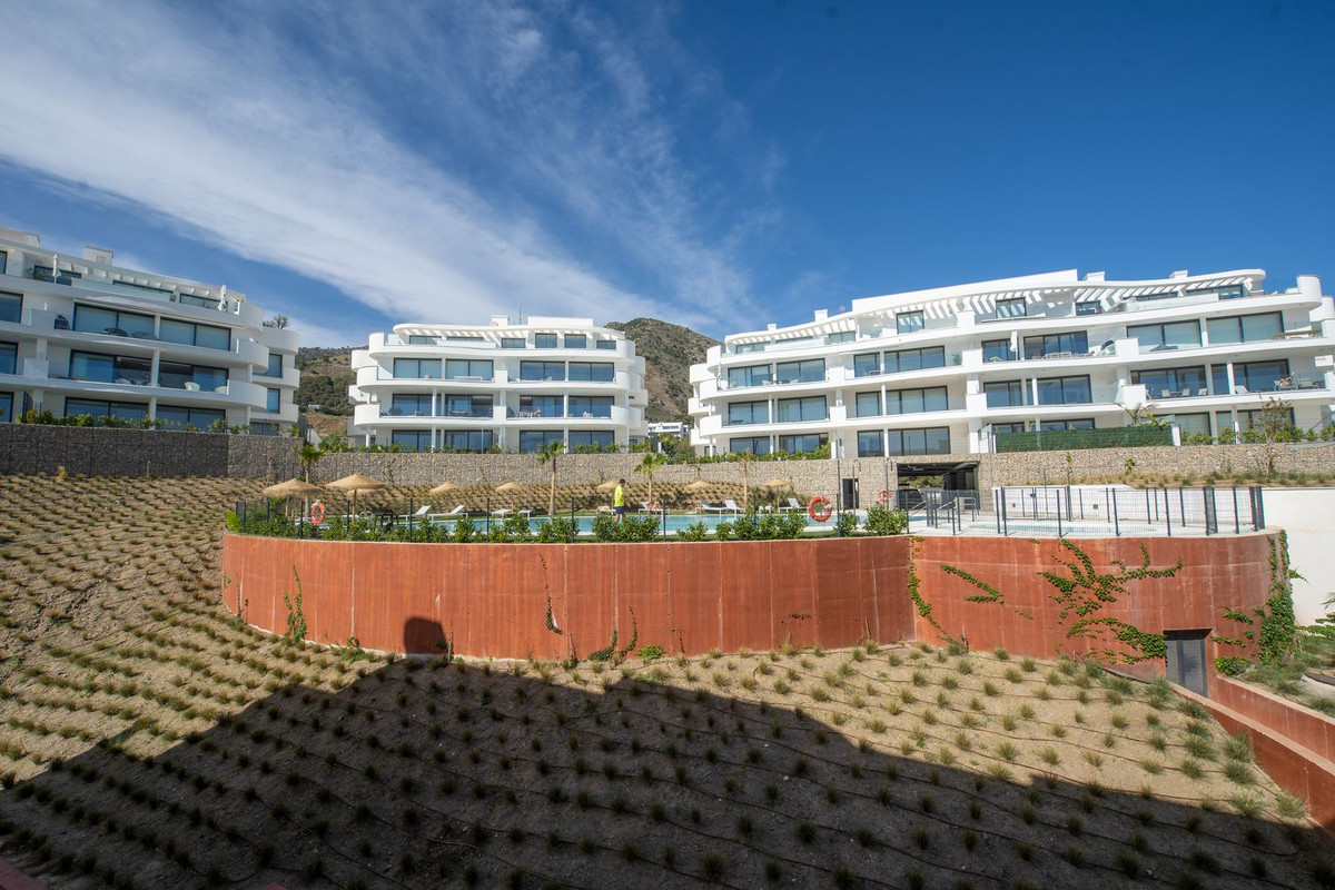 Se vende Apartamento Planta Media de 2 dormitorios en Costa Del Sol, Málaga, España