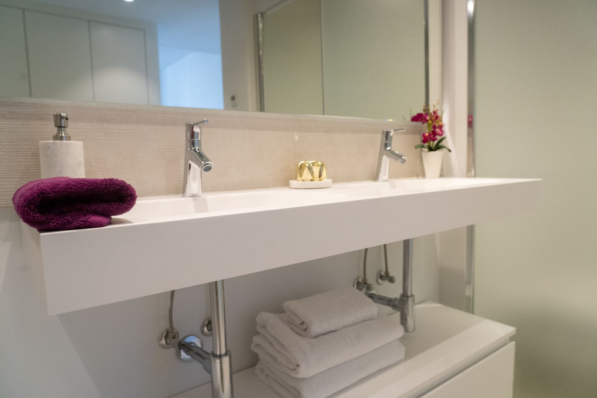 Se vende Apartamento Planta Media de 2 dormitorios en Costa Del Sol, Málaga, España