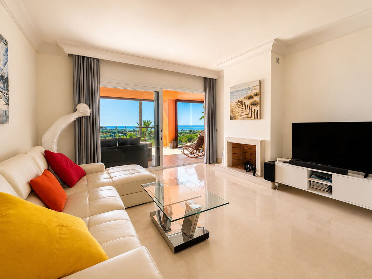 2 Bed Apartment for sale in Los Flamingos Costa Del Sol, Málaga, Spain